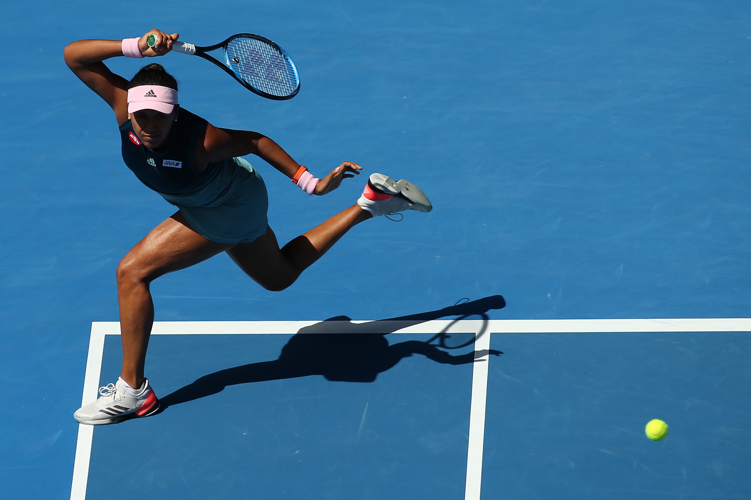 充满了对他 充满了对他