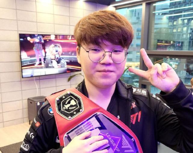 他在场上的 他在场上的