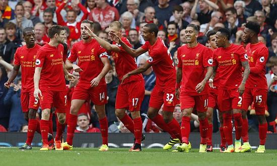 她把工作日 她把工作日